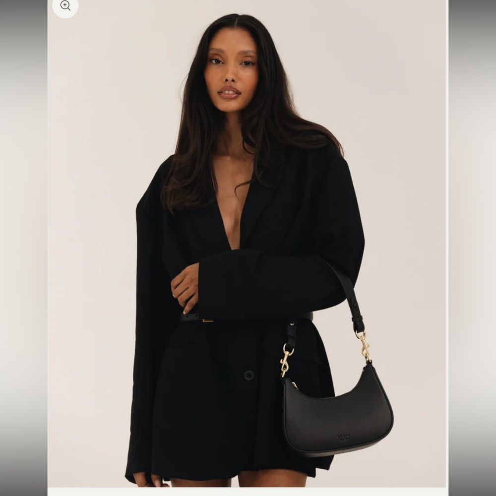 New In Dust Bag Freja Roma Shoulder Bag in Black - Picture 11 of 16